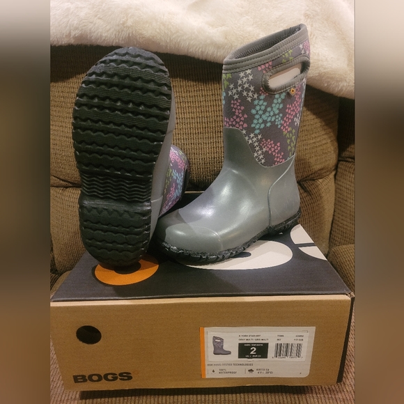 BOGS boots - Picture 1 of 1